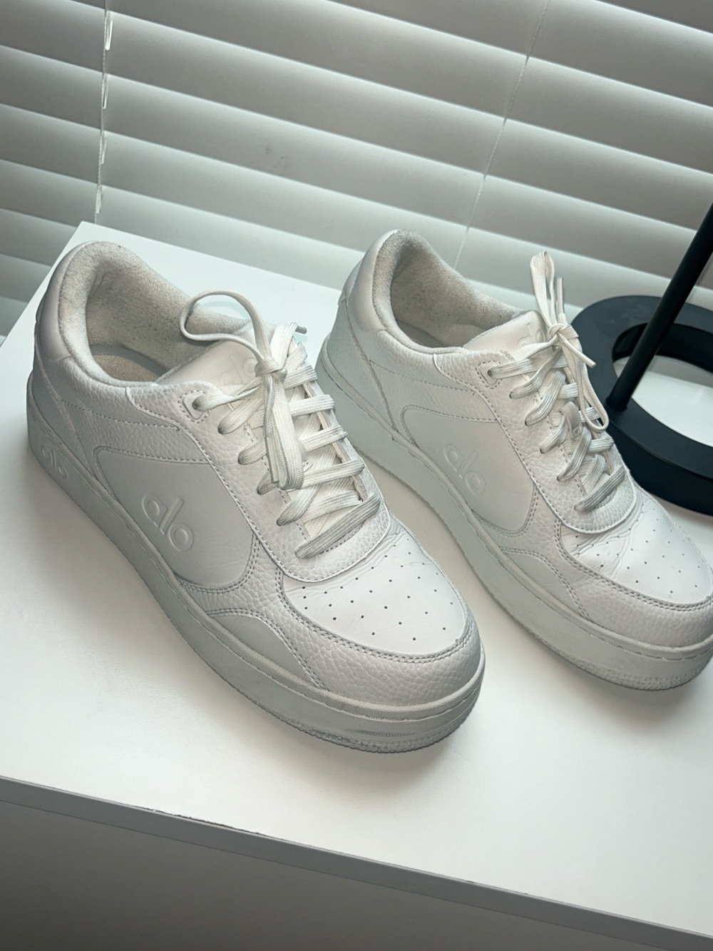 ALO Yoga White Low-Top Sneakers